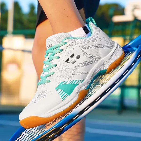 New Fashion  Professional Badminton Shoes Breathable Wear Lightweight Shock Absorption Men and Women Volleyball Shoes - Image 3