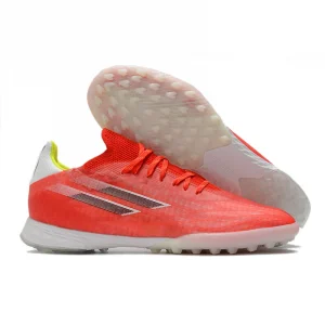 Soccer Shoes Outdoor Soccer Boots for Men Fashion Cleats Kids Training High Ankle Soccer Shoes Youth Quality New Arrival